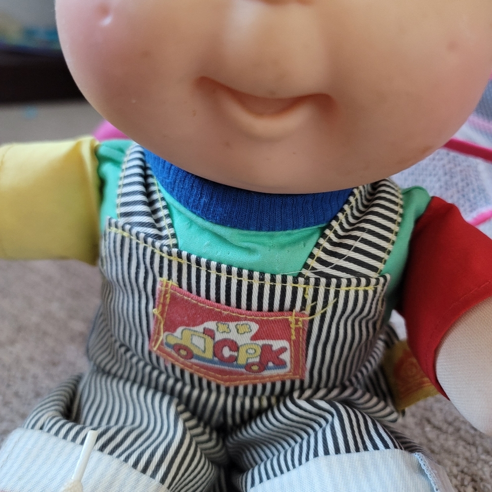 Cabbage patch doll - Picture 2 of 3